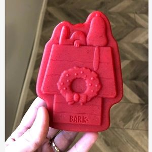 Super Chewer Snoppy's Dog House